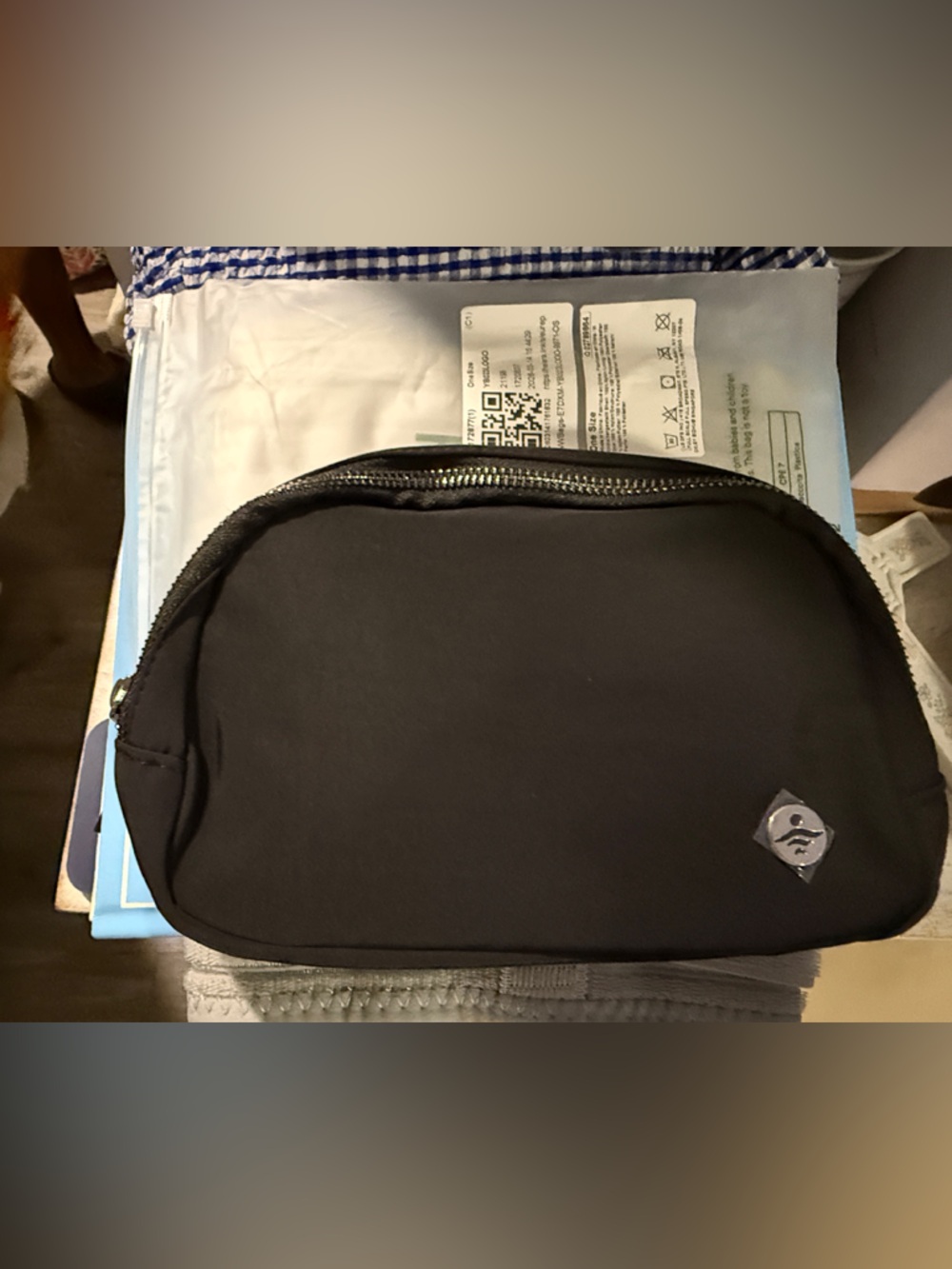 HALARA Black Belt Bag with Zipper Pocket